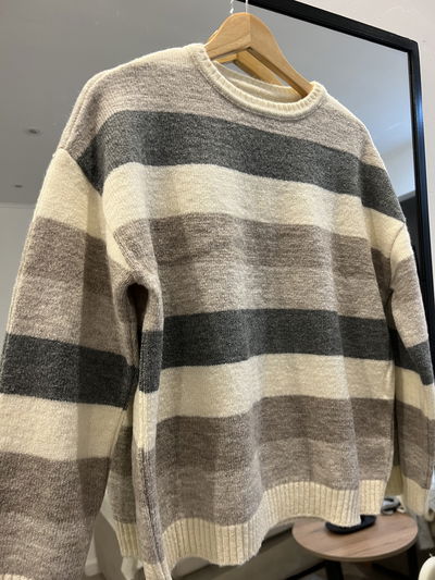 SWETER HALLEY