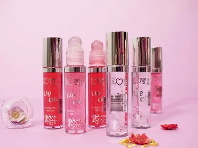 Pack X3 unidades surtidas de Lip Oil a rolon LOVE Crazy 