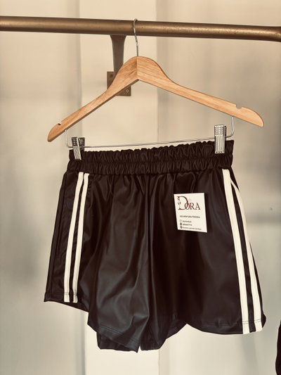 Short ecocuero sporty