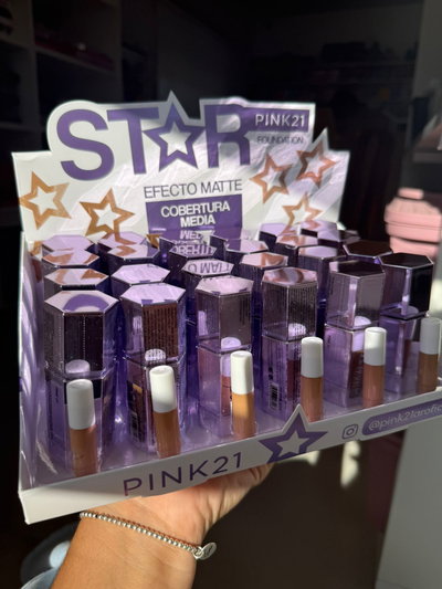 Base Star Foundation - Pink 21 (MEDIA CAJA/CAJA ENTERA)