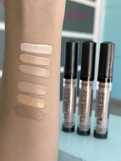Corrector Flawless Ruby Rose