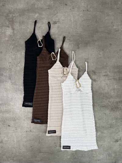 Vestidos cortos de Bambula 