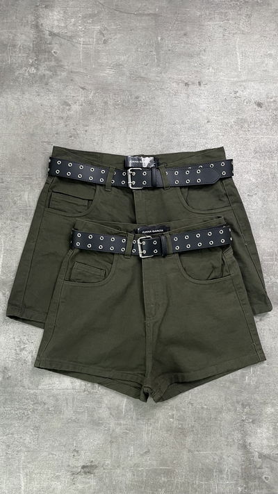 Short de jeans verde 