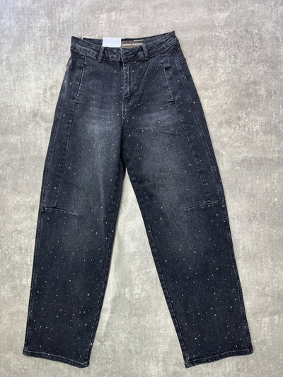 Baggy desgastado con strass 