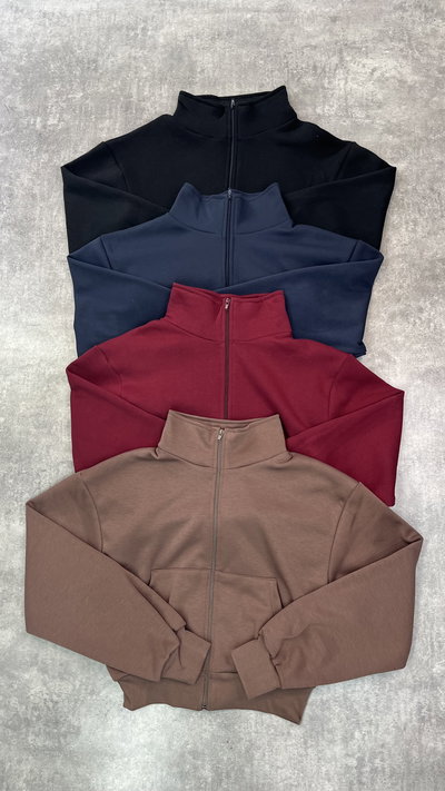 Camperas frizadas con cuello 