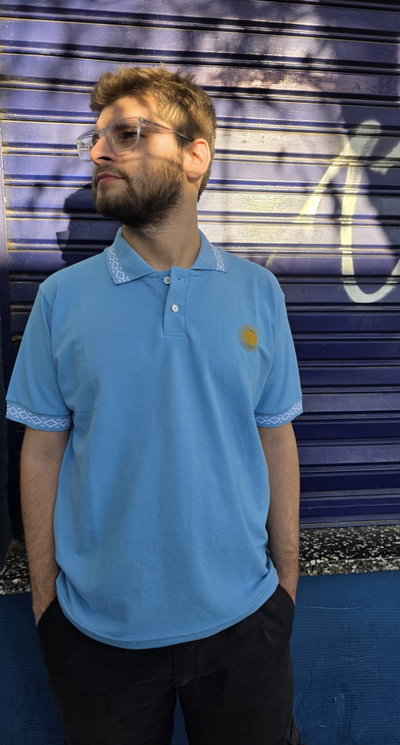 Chombas de piqué con bordado
