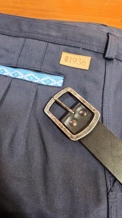 CINTO DE CUERO NEGRO UNISEX 