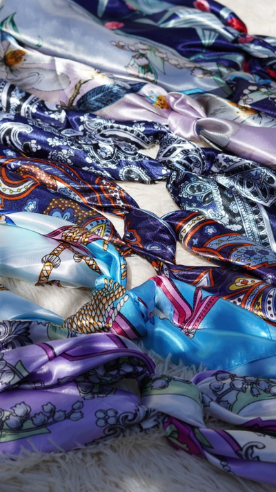 Pañuelos estampados (seda)