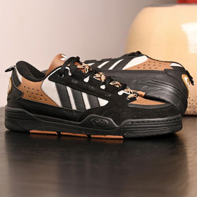 Adidas 2000 Marrón 