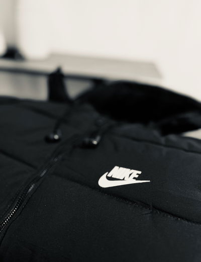 CAMPERA NIKE Con Piel