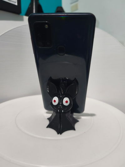 PORTA CELULAR  MURCIELAGO TIERNO