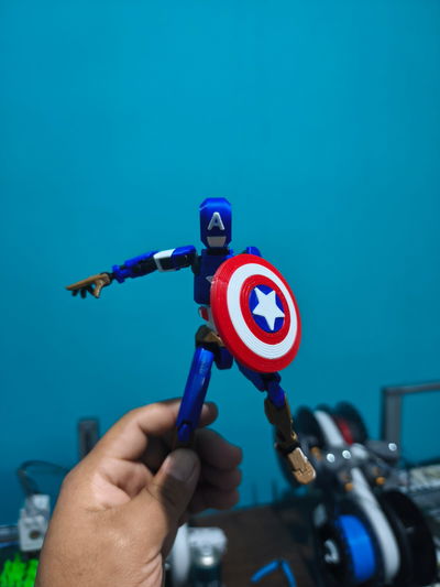 DUMMY CAPITAN AMERICA 17CM DE ALTO