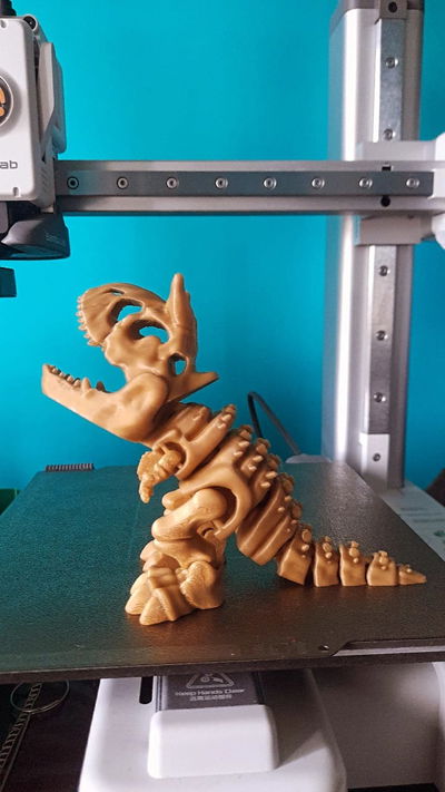 DINOSAURIO ARTICULADO CANOTAURUS 3D