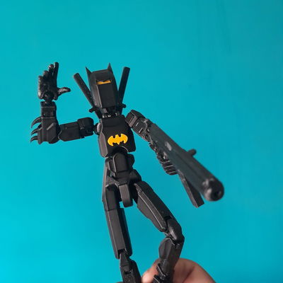 dummy 13 BATMAN ARTICULADO 3D