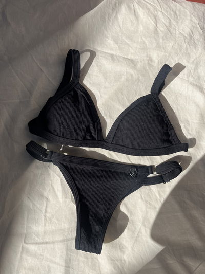 MANILA TEXTURA GRUESA NEGRO