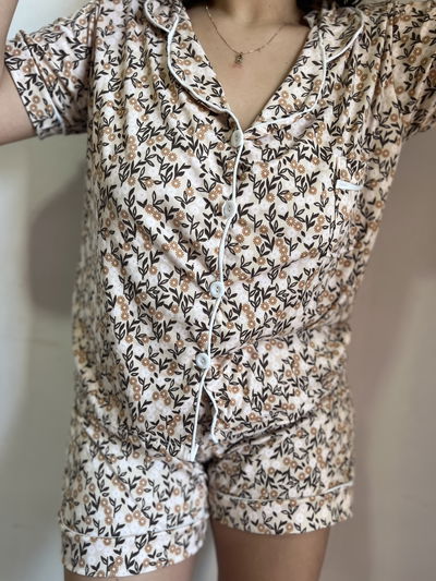 Pijama camisero nude florcitas