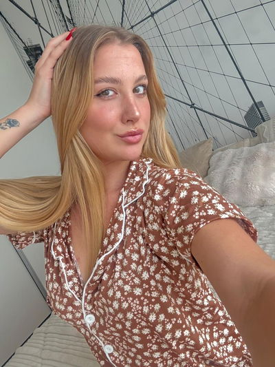 Pijama camisero chocolate con flores