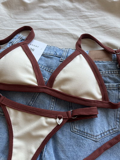 MANILA TEXTURADA CREMA/CHOCO