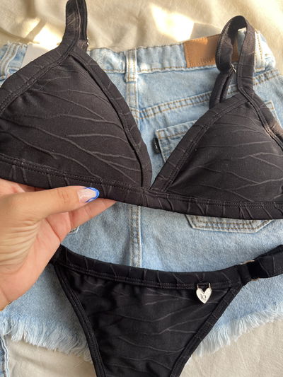 MANILA TEXTURA VIVORITA NEGRO