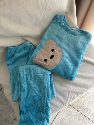 Pijama polar soft turquesa carita oso 