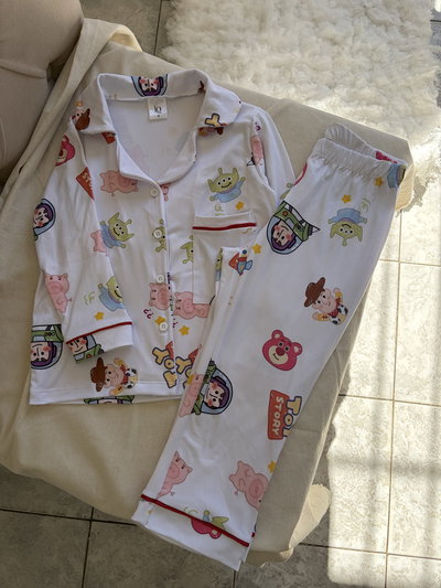 Pijama camisero niños Toy story fondo blanco