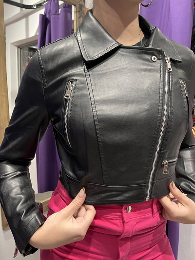Campera de cuero YD corta clásica 
