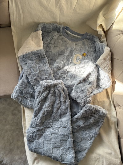 Pijama corderito PREMIUM celeste y blanco 