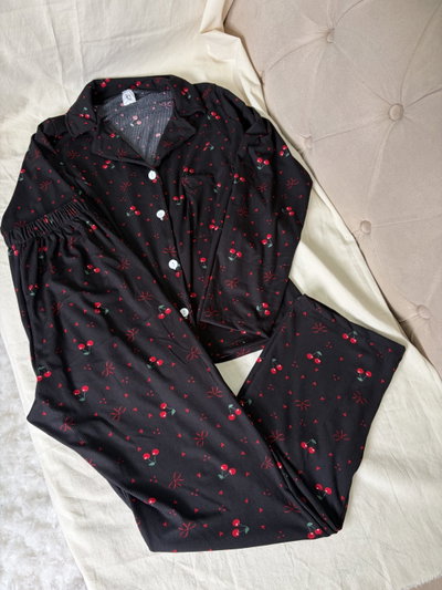 Pijama camisero de morley negro cerezas  