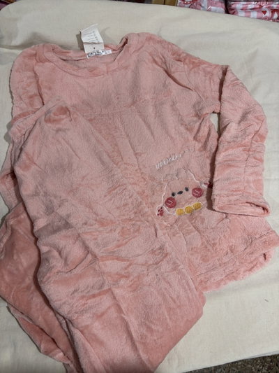 Pijama polar soft rosa osito con moño amarillo 