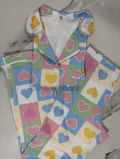 Pijama camisero corazones de colores 