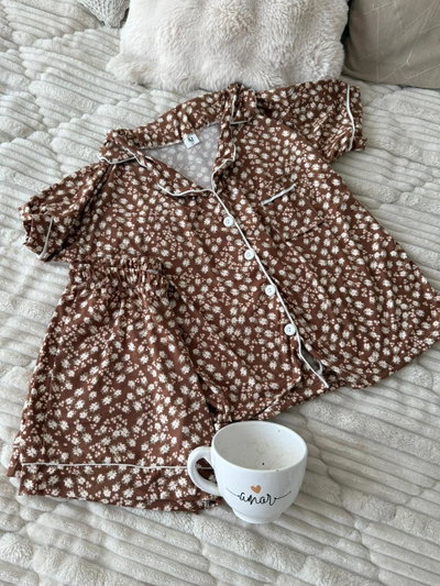 Pijama camisero chocolate florcitas  