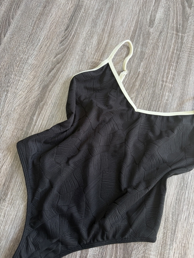  MARAGOGI textura negro con vivos crema