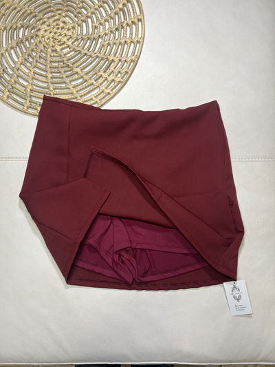 Pollera/short Sastrero.