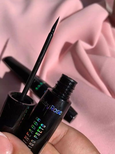 Delineador liquido Ruby Rose x 3 unidades