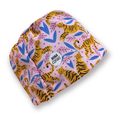 Cofia Nina 749 Leopardo Fondo rosa.