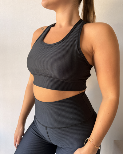 Top AURA negro
