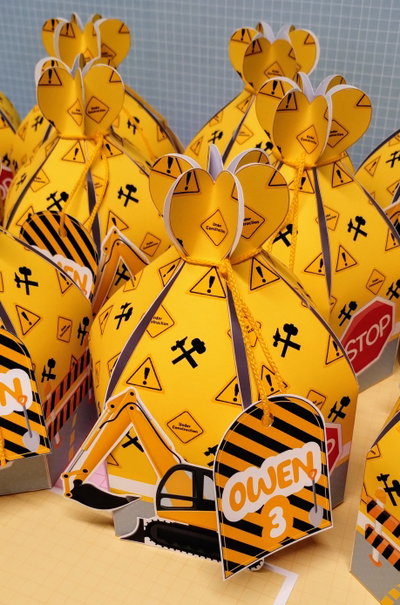 Caja Hexagonal Cierre Corazón 14