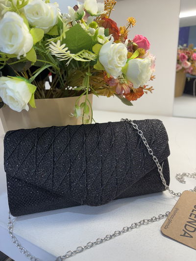 SOBRE DE FIESTA NEGRO