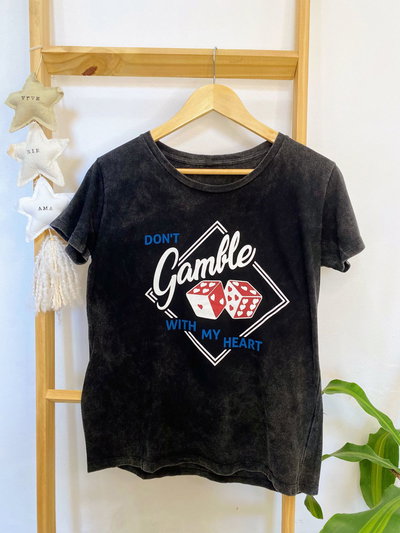 REMERA DADOS