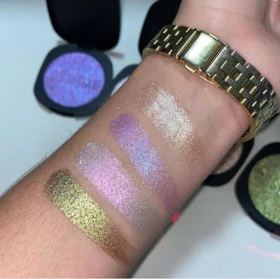 ILUMINADORES OBSIDIAN - RUBY ROSE