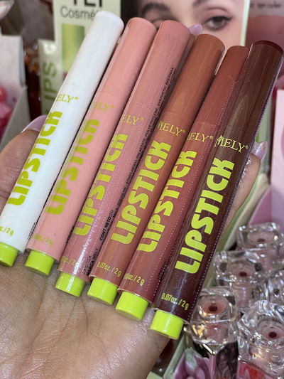 Lipstick en barra Mely