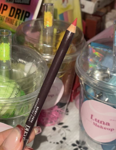 Delineador de labios Borgoña