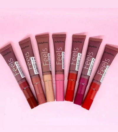 Labial matte "Feels" de Ruby Rose