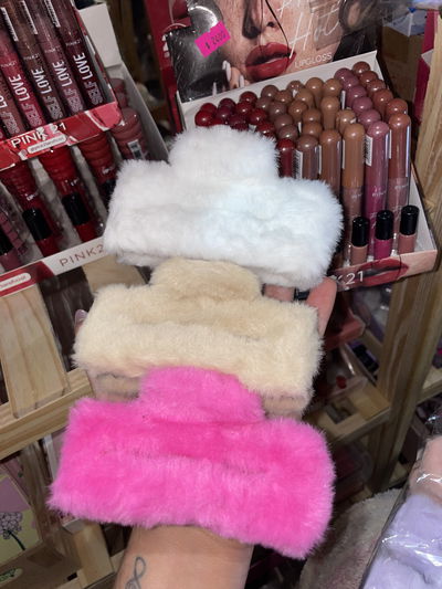 Broche peludito 🧸