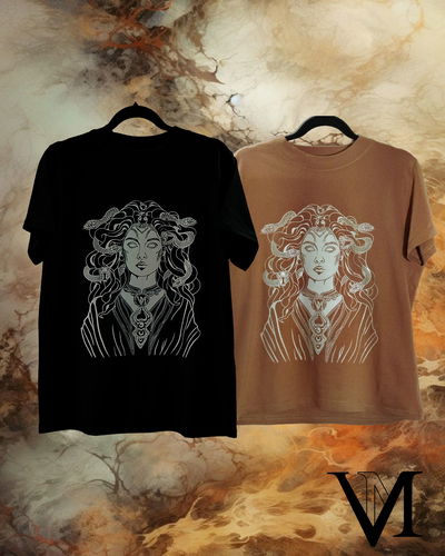 Remera Clásica Medusa