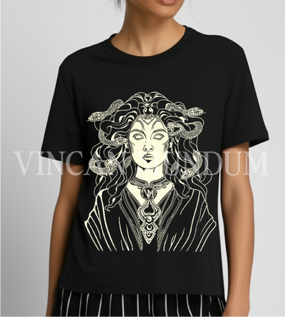 Remera Clásica Medusa