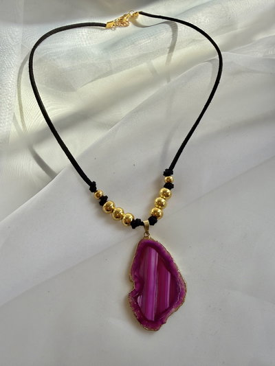 Collar Agatha fucsia 