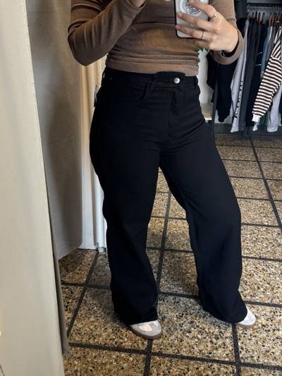 Wide Leg black rígido