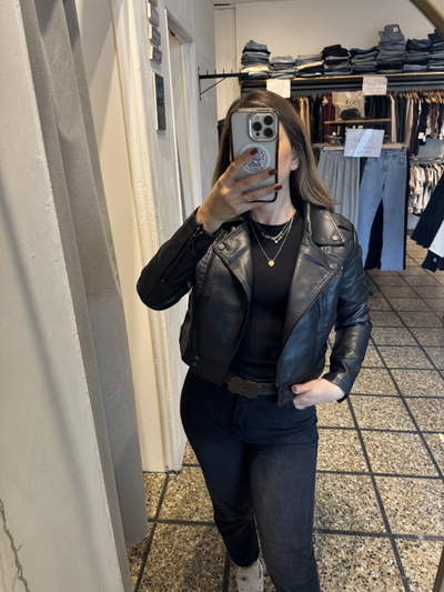 Campera de cuero L&D