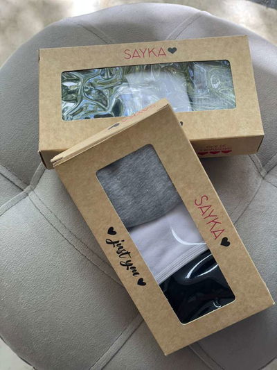 Cajita de bombi less